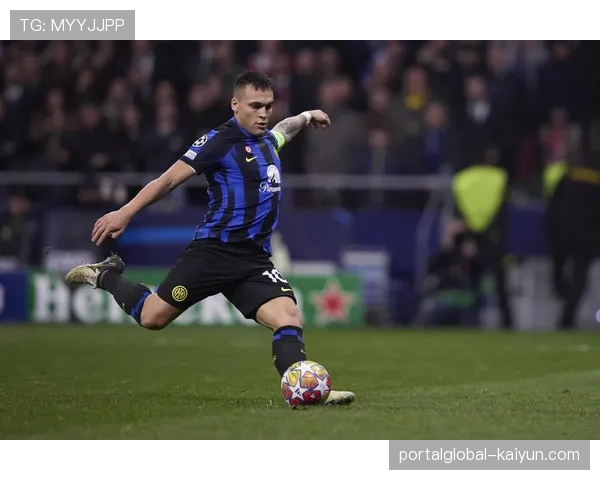 科莫积分紧咬欧战资格区 下赛季欧协联席位成为现实目标