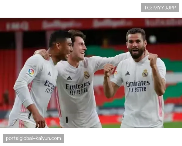 阿韦洛亚阵型选择困境,四后卫或五后卫体系需平衡防守与反击需求 阿韦洛亚阵型选择困境,四后卫或五后卫体系需平衡防守与反击需求